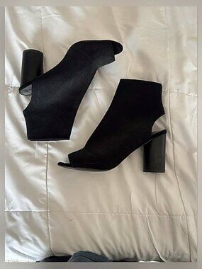 Steve Madden Black Booties